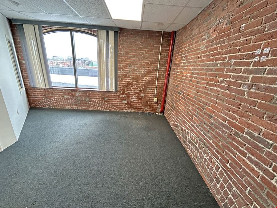 For Lease | 2nd-Floor Office Space in Portsmouth's West End