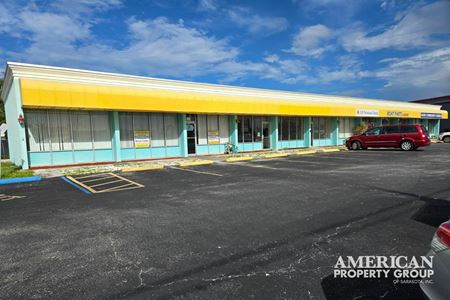Preview of Retail space for Rent at 822 S Tamiami Trl