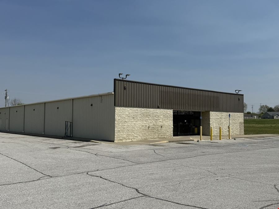 FORMER DOLLAR STORE FOR SALE OR LEASE
