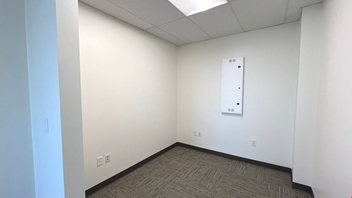 350 W 16th St, 2 Suites Available