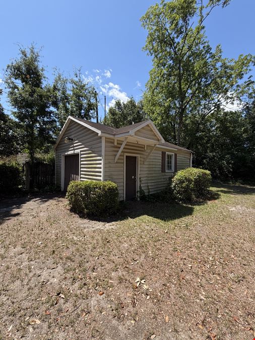 Owner User/Office + Warehouse in Hanahan- 1508 SF office and 725 SF storage building