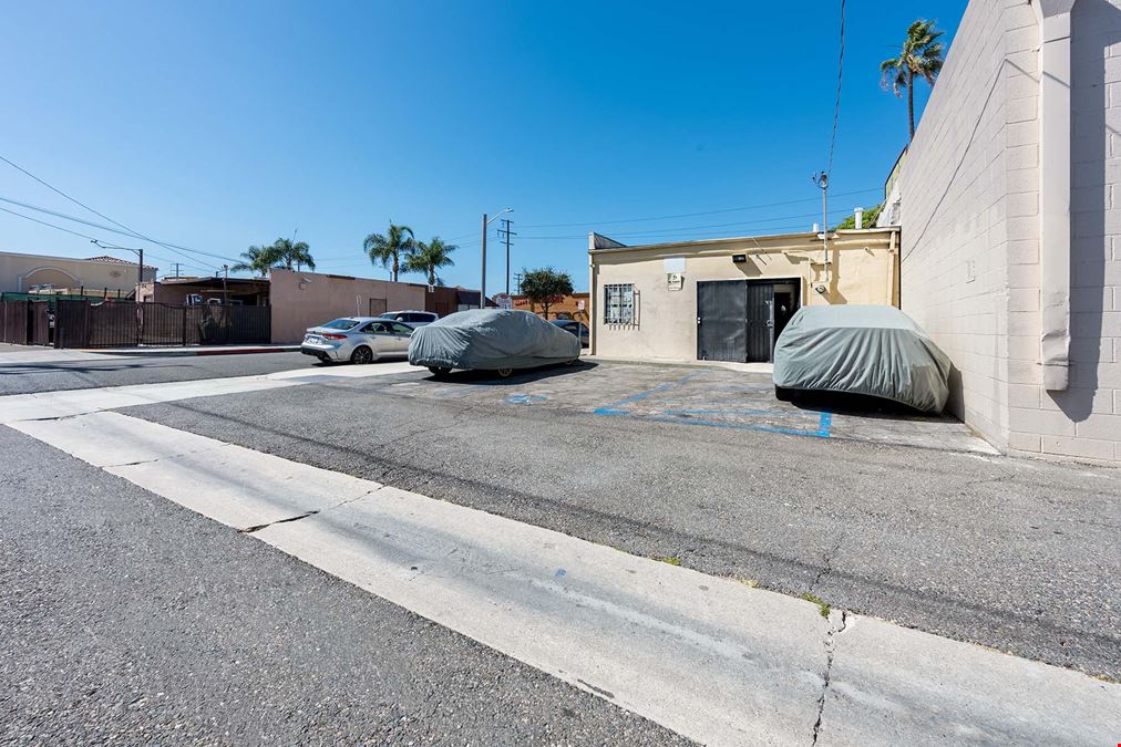 22122 Norwalk Blvd