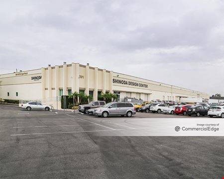 Preview of Industrial space for Rent at 601 West Dyer Road