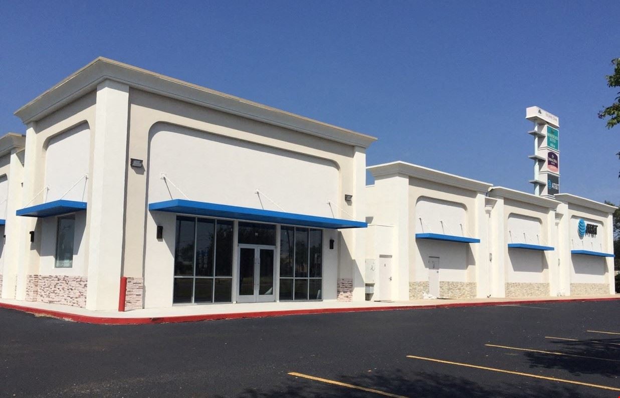 3701 W Expressway 83