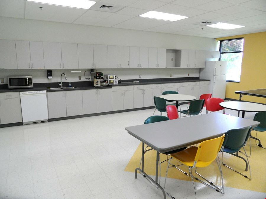 Flex / Office / Lab / High Tech Building for Sale or Lease in Ann Arbor