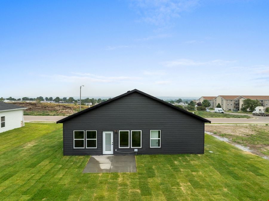 3201 & South Vacant lot 27th Ave W