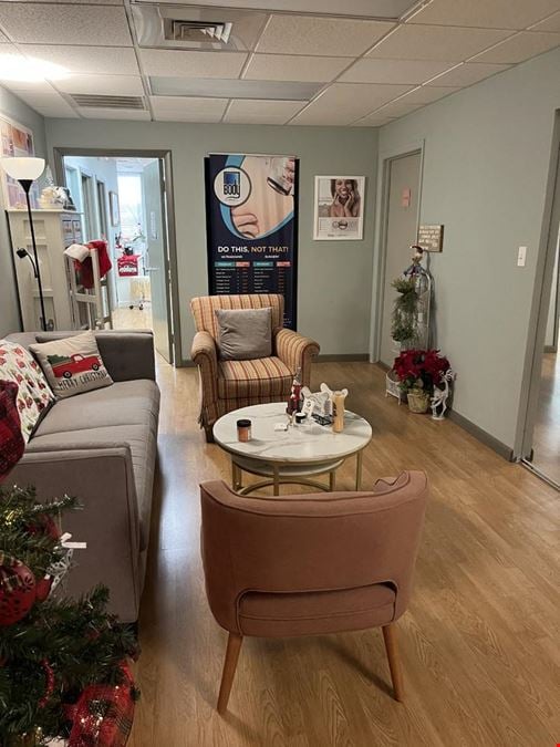 Top Floor Salon/Office Suites