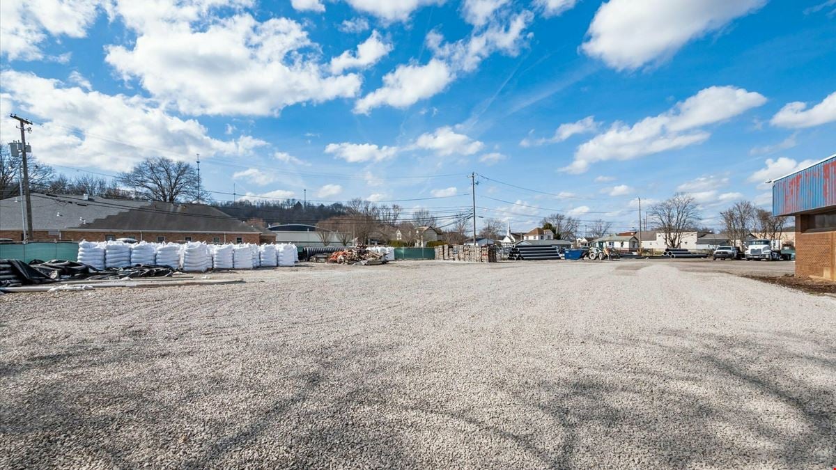 1101 Woodlawn Ave