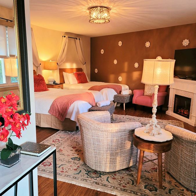 Starlight Lodge
