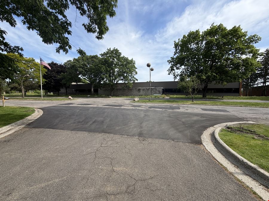 Walled Lake - Freestanding Industrial/Cannabis Warehouse