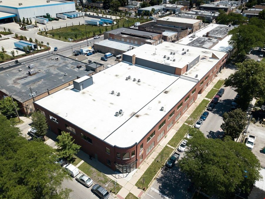 Modern Office Flex Space in Humboldt Park