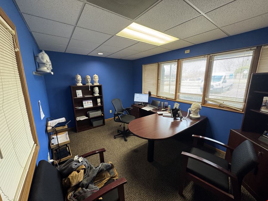 407 Devonshire Dr