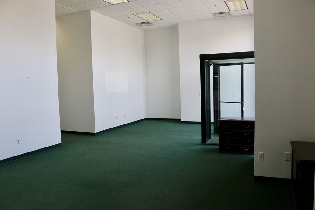 Professional Office/Retail Space