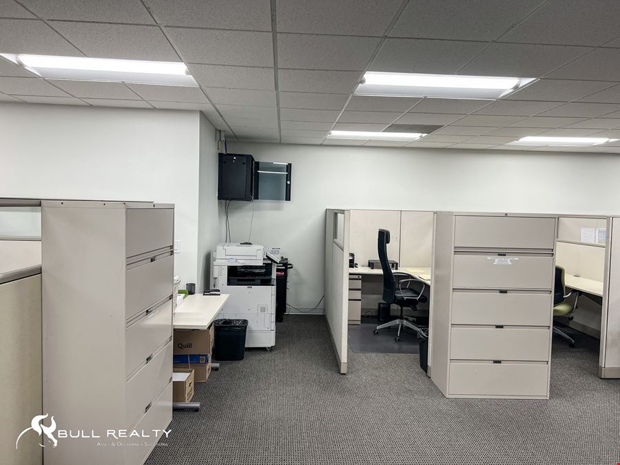 ±2,884 SF Office Space For Sublease