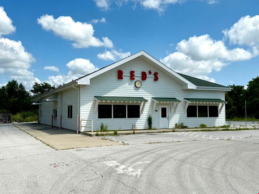 4,568' Restaurant For Sale with Drive Thru on Sunshine Street