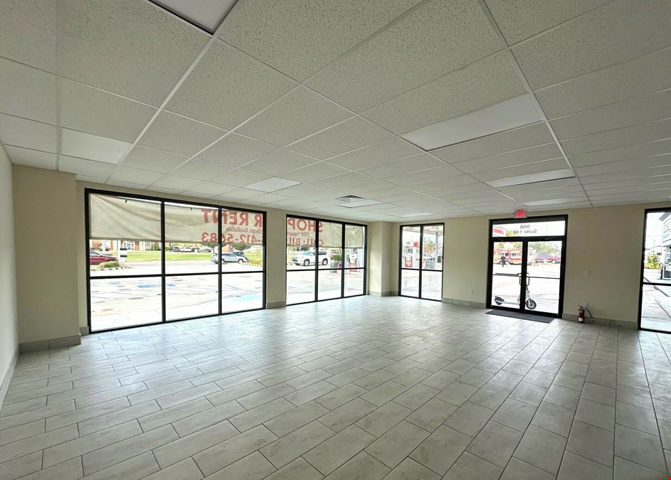 900 W Edmond Road