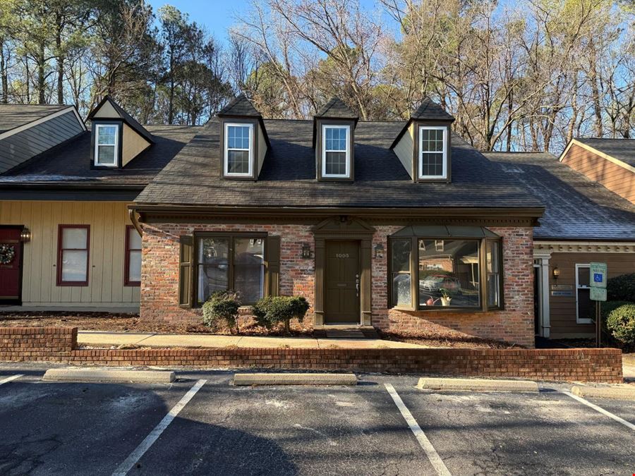 1005 Dresser CT