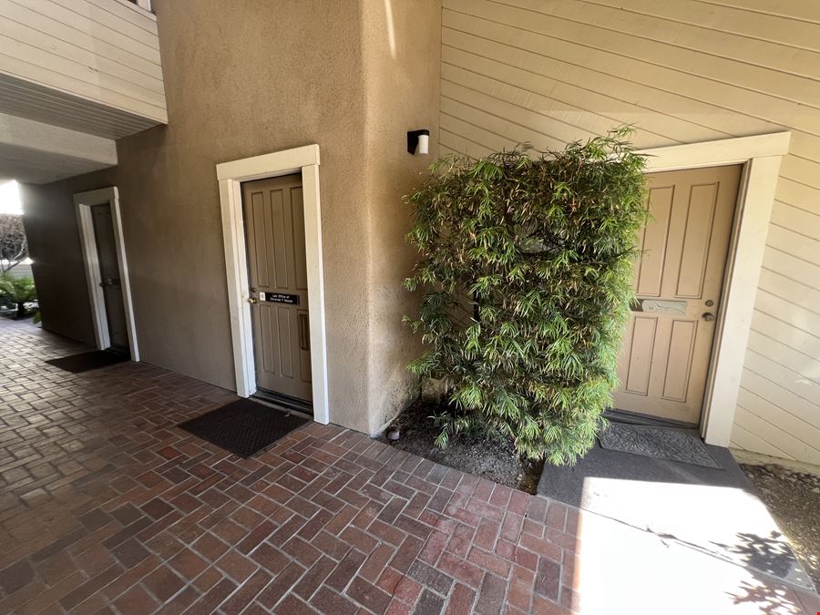141 Duesenberg Drive