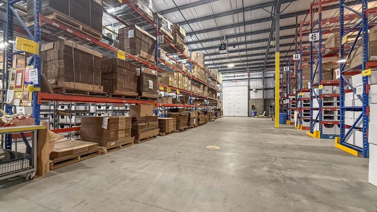 Freestanding distribution facility on 2.84 acres, available for lease