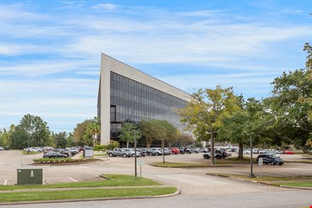 Preview of commercial space at 201 Energy Pkwy