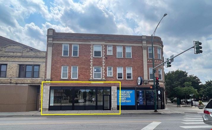 Preview of Retail space for Rent at 3774 n clark