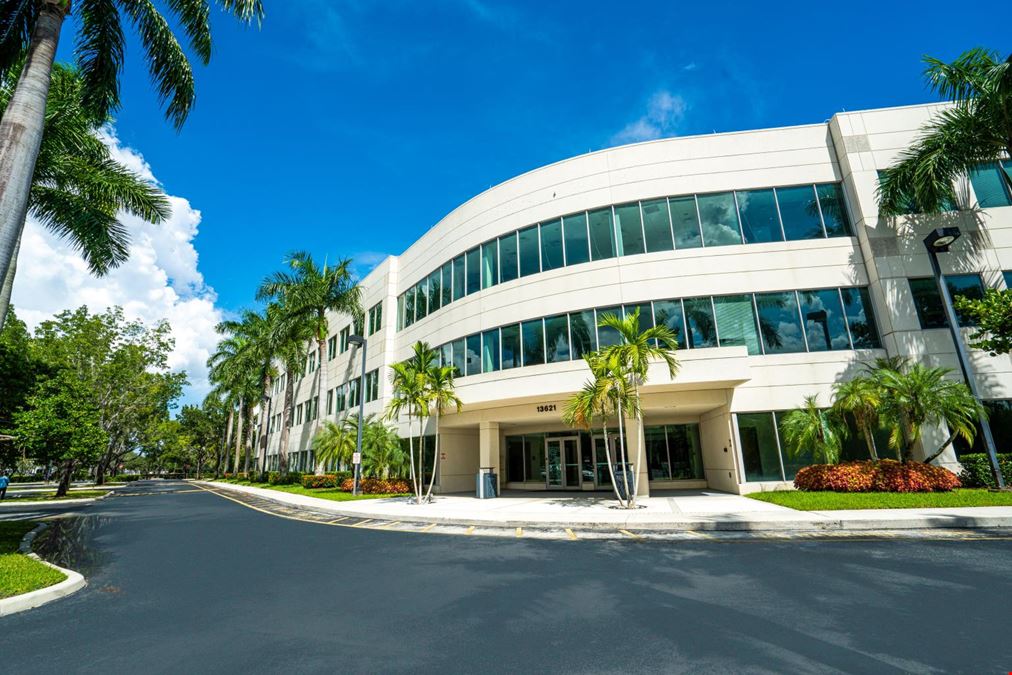 Sunset Plaza - 13621 NW 12th Street