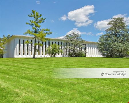 Preview of commercial space at 210 Malapardis Road