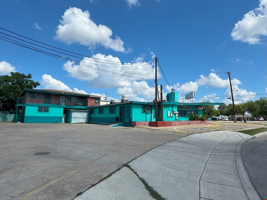 603 Bandera Rd – Corner Income-Producing Restaurant with Redevelopment Upside