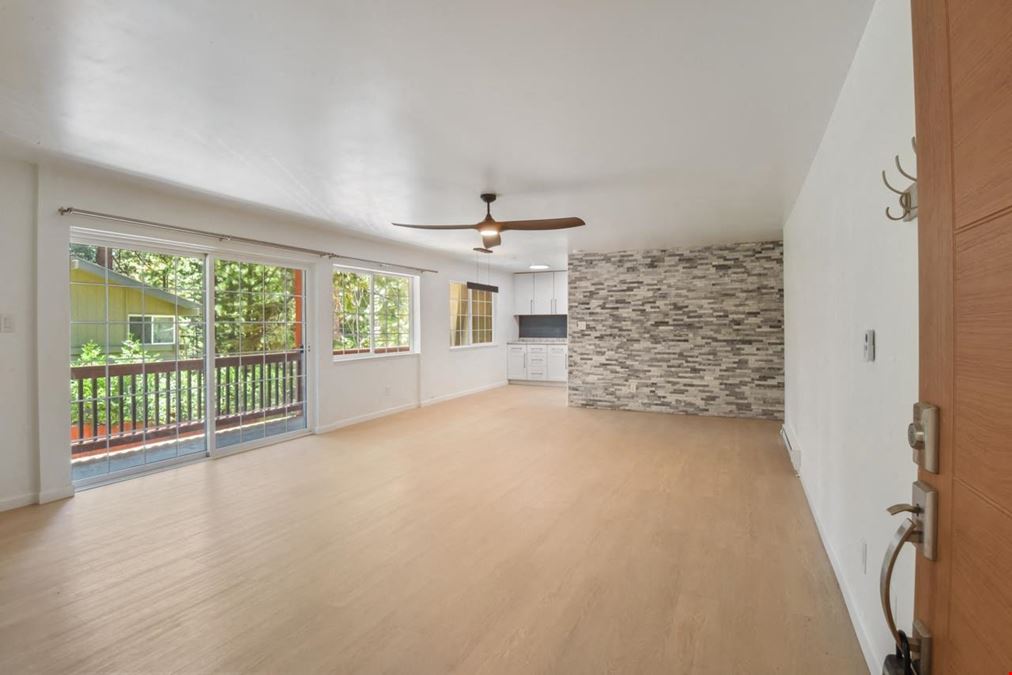 866 Southwood Blvd