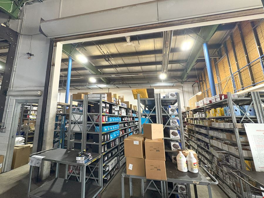 Industrial Space with Fenced Yard/Parking