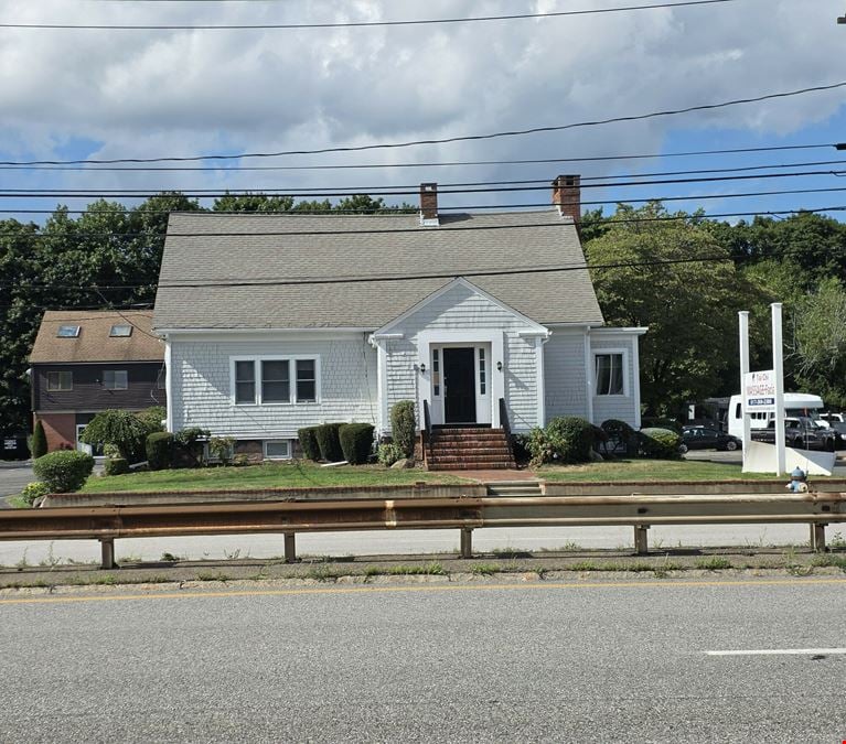 389 Worcester Rd