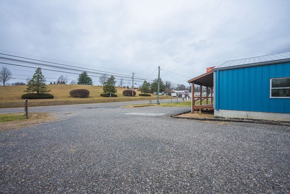 Commercial Building in Abingdon, VA for Sale
