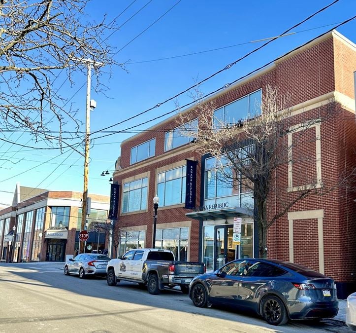 5542 Walnut Street