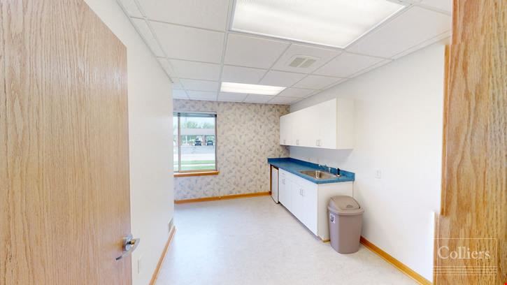 4,943 SF Medical Office Suite | 1503 Glastonbury Dr.