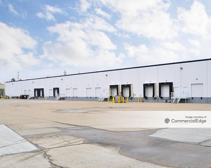 7107 & 7115 Industrial Road