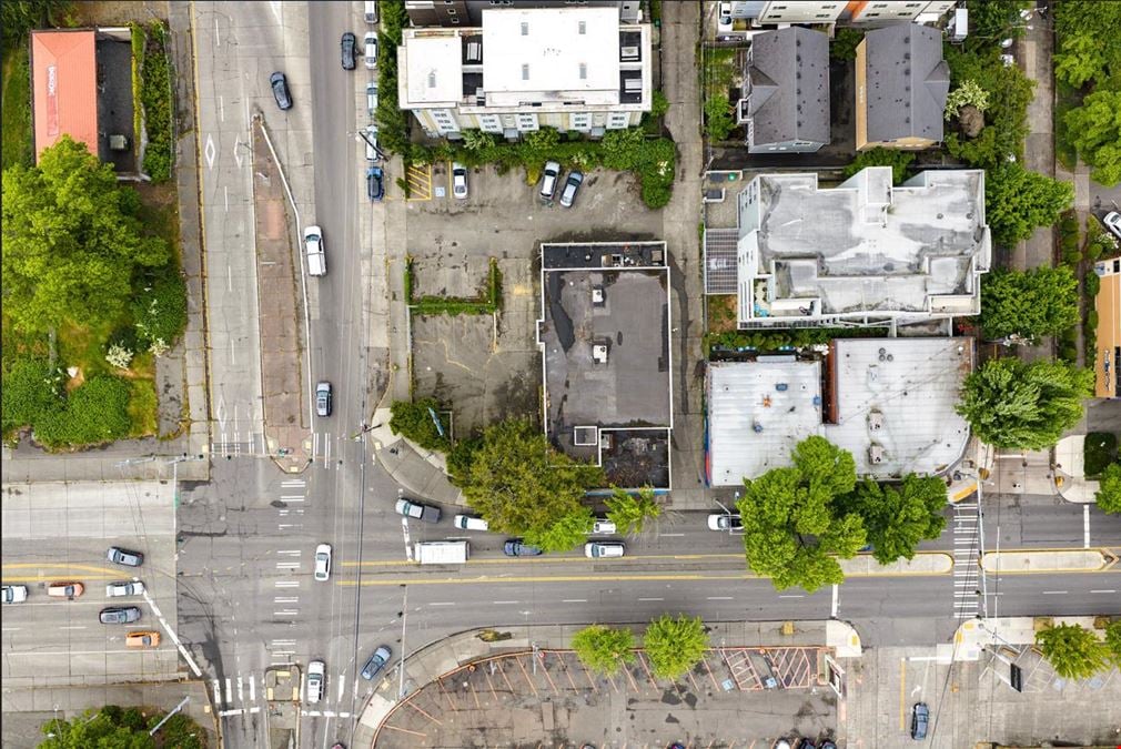 700 NE 45th St