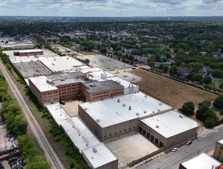 Preview of Industrial space for Sale at 2600 N 32nd St & W Center St