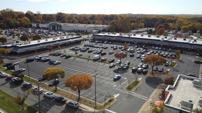 Preview of Retail space for Rent at 11181 Lee Highway