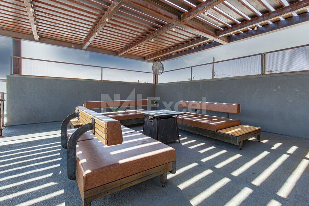 553 California Ave