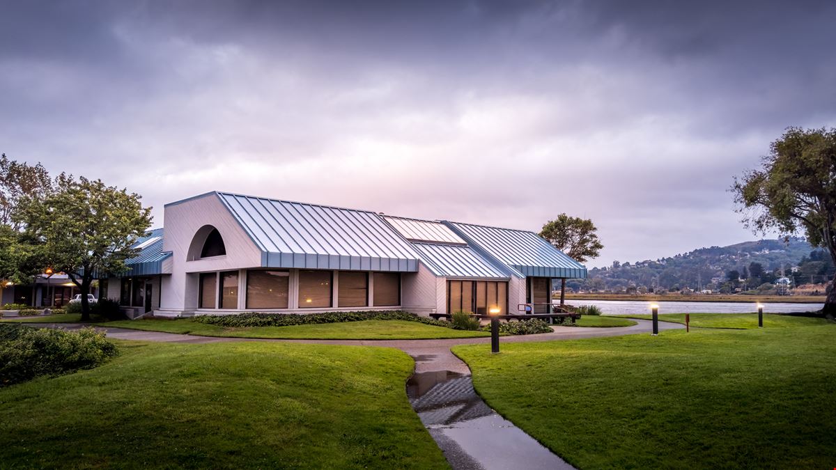 Shelterpoint Business Center Building 4000