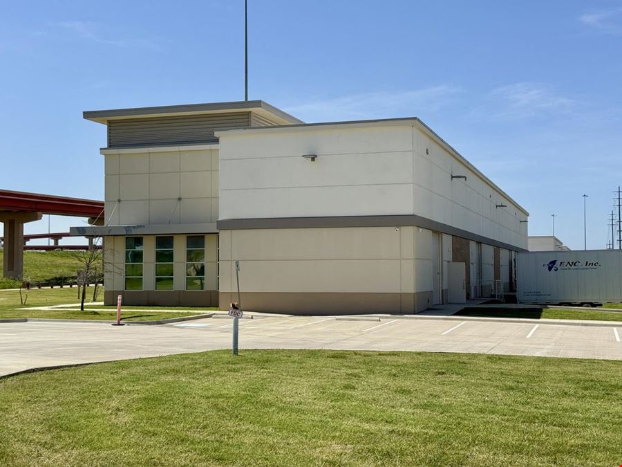 2551 N State Highway 161