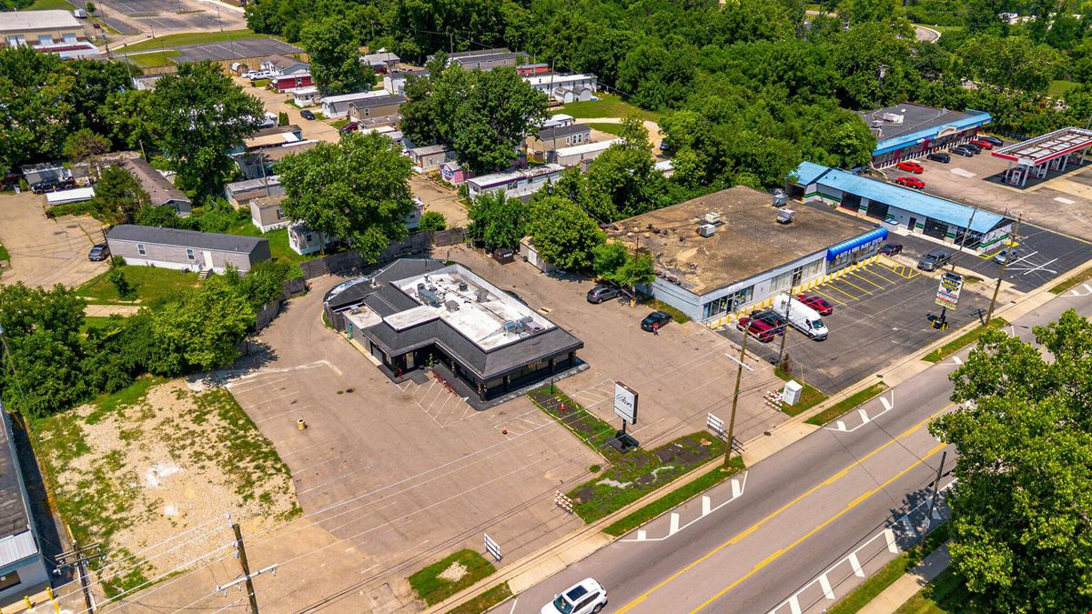 Restaurant/Bar in Cincinnati, OH - For Sale
