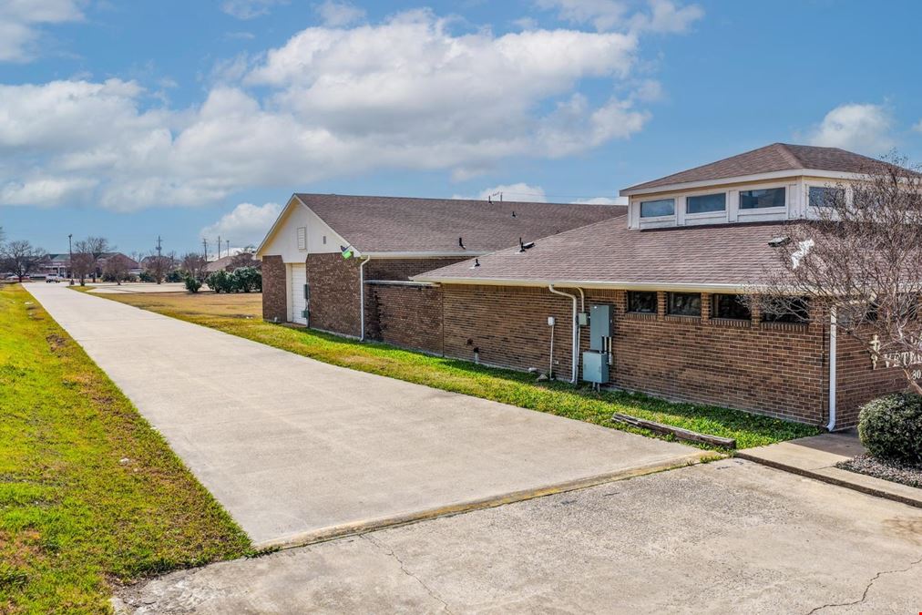 801 E Interstate 30
