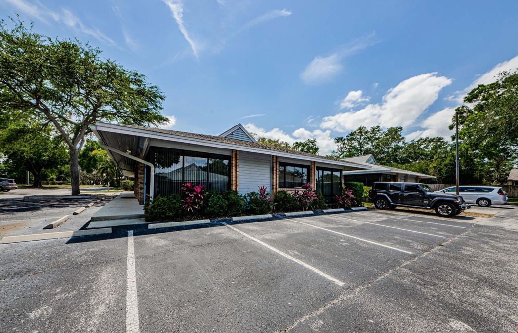 Stand-alone Medical or Professional Office Space in Safety Harbor, FL