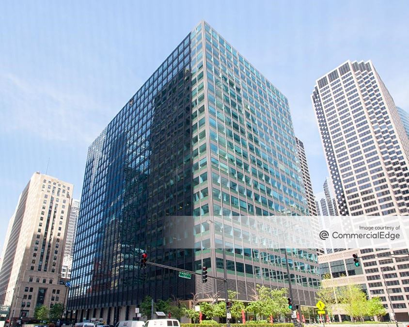 10 South Riverside Plaza