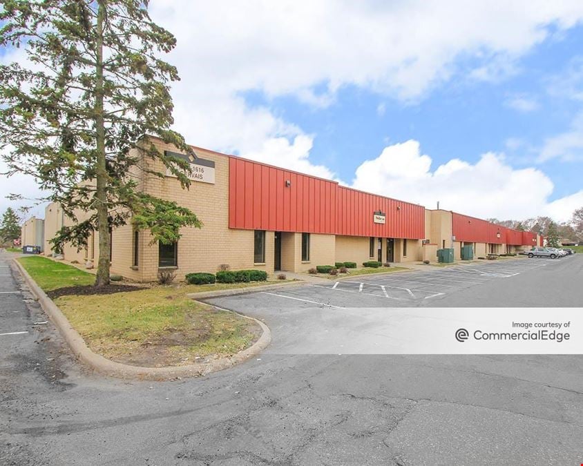 Maplewood Business Center 2