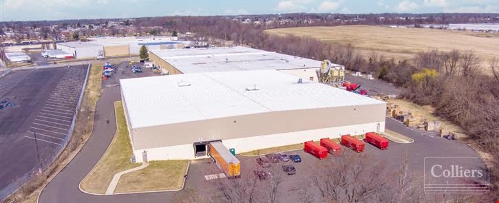 High-Bay Warehouse for Lease in Northeast Philadelphia