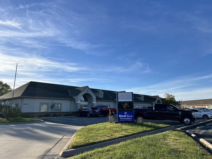 1841 North Rock Road Court