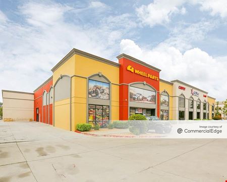 Preview of commercial space at 27310 Madison Ave.