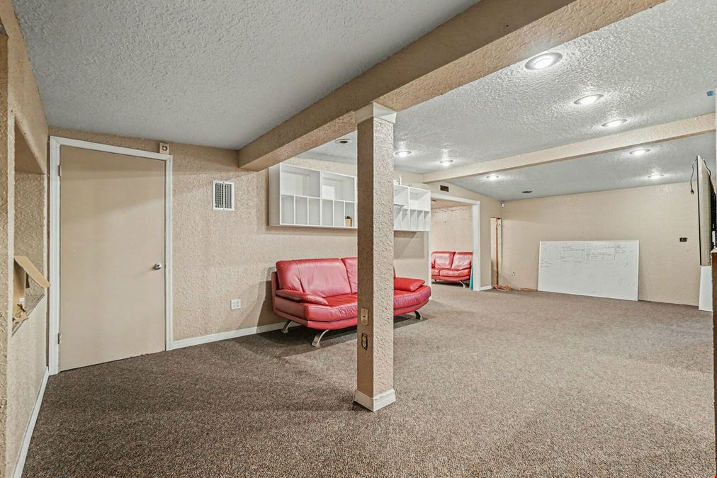 Freestanding Retail/Office Opportunity